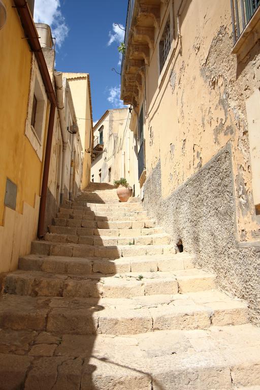 Melodia3 Suites Noto Eksteriør bilde